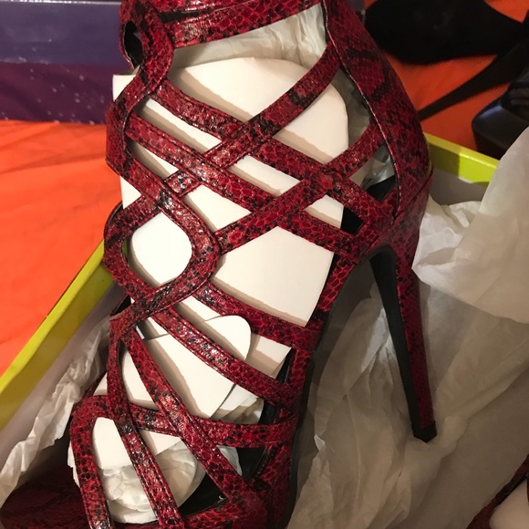 Linnie Strapped Heels - Picture 2 of 4